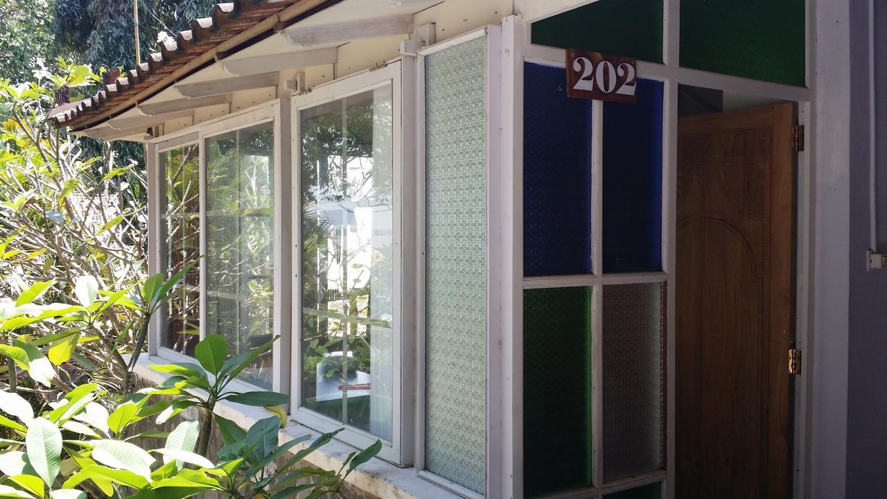 Villa Isabella Putri B&B Джепара Екстериор снимка