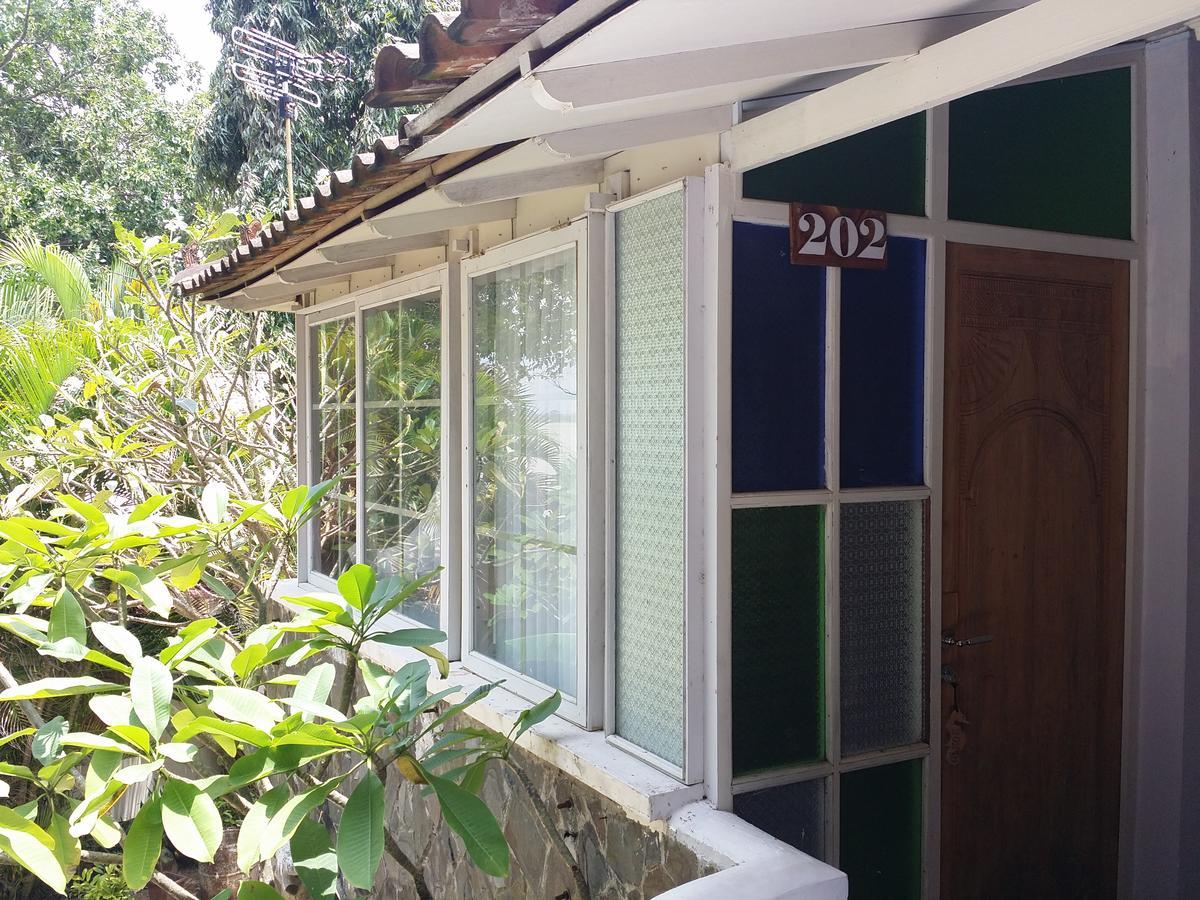 Villa Isabella Putri B&B Джепара Екстериор снимка